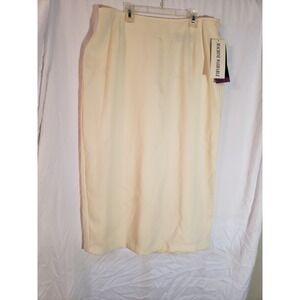 Women's Sag Harbor Ivory Long Skirt Size 16